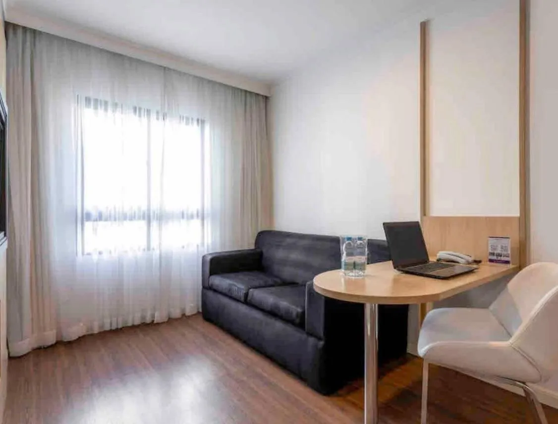 Flat Em Pinheiros Equipado Em Hotel 4 Stat Sao Paulo