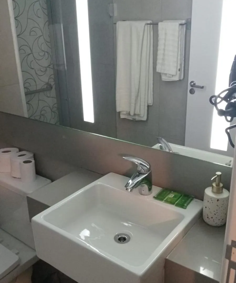 Flat Em Pinheiros Equipado Em Hotel 4 Stat 圣保罗 公寓式酒店